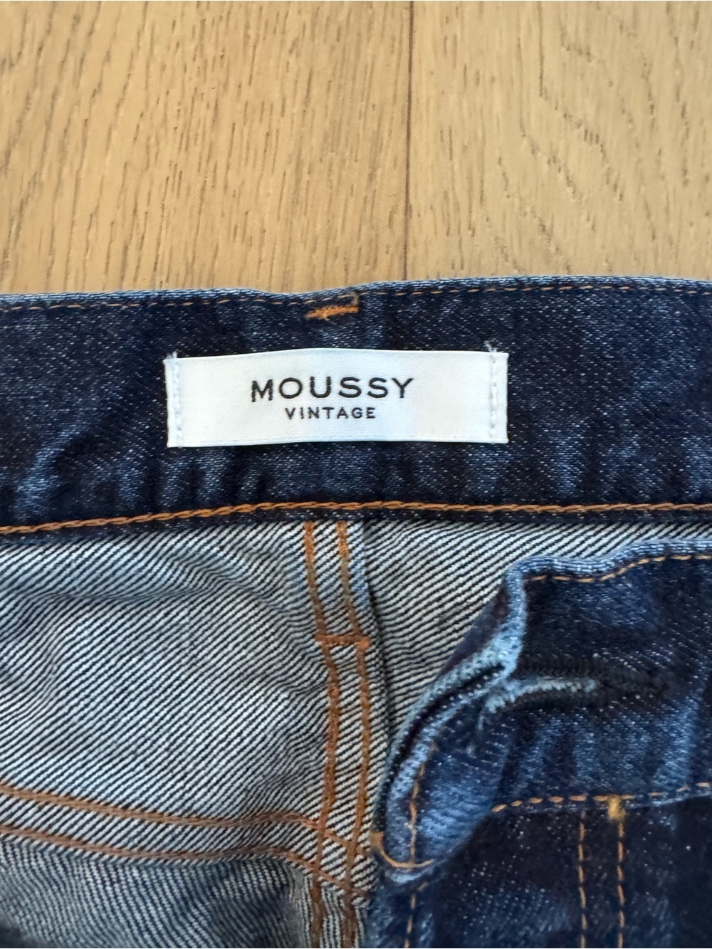 Moussy Vintage High-Rise Straight Jeans in Indigo Blue - Picture 7 of 10